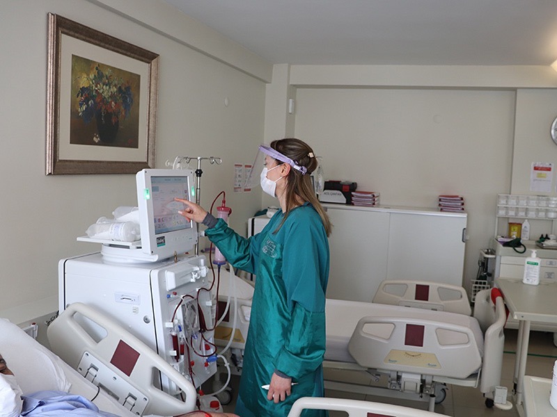 Covid19 Pandemisinde Diyaliz Hastaları Nasıl Makinaya Alınmalı